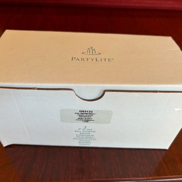 Snowball Candels - Picture 3 of 7